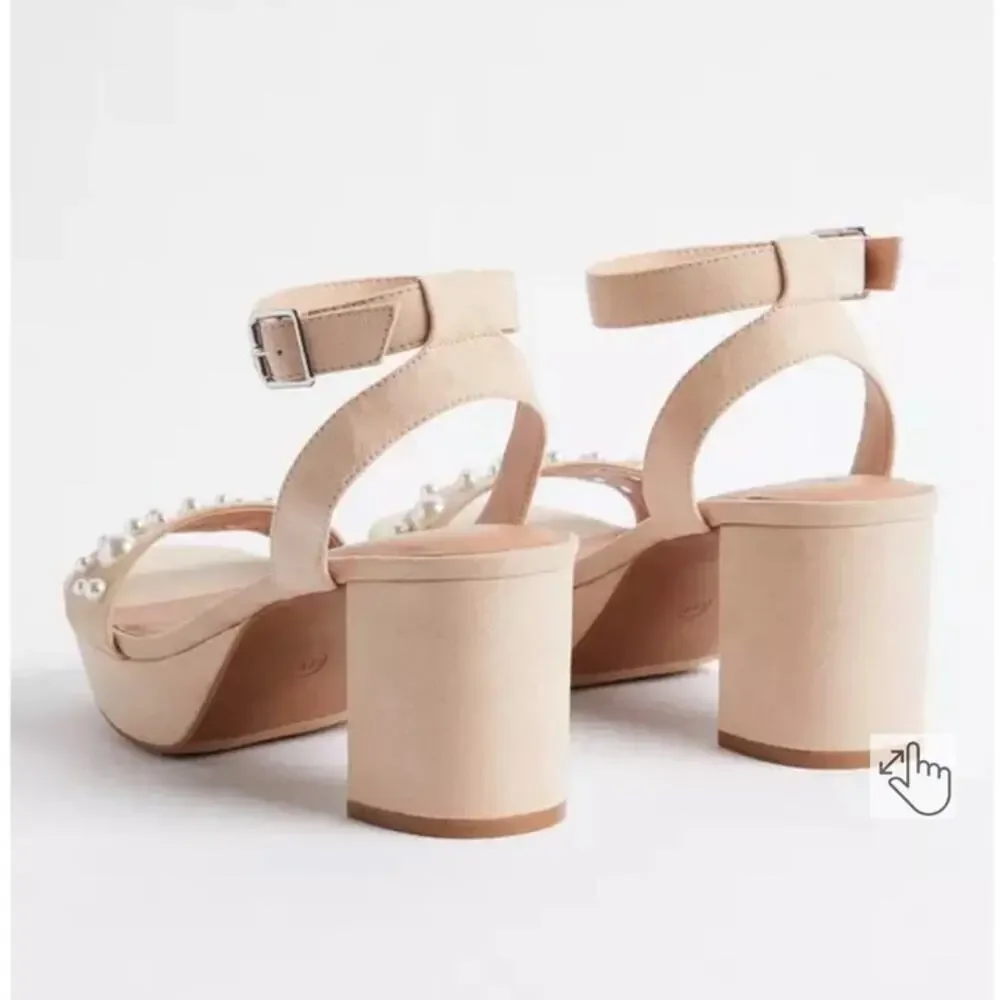 Torrid Pearl Faux Suede Open Toe Ankle Strap Platform Heels 7WW Wide Width Beige